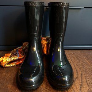UGG Shaye Rain Boots